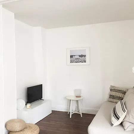 Apartment Monceau