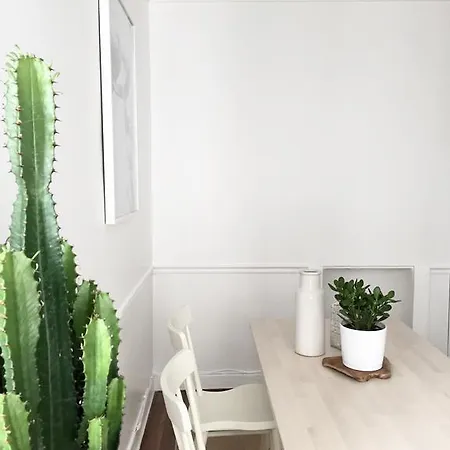 Apartment Monceau *
